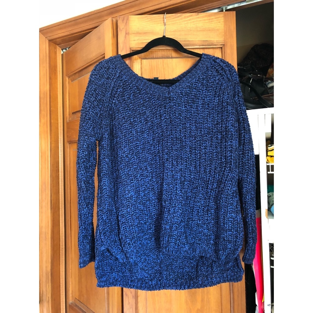 🔵Sparkly  blue sweater🔵